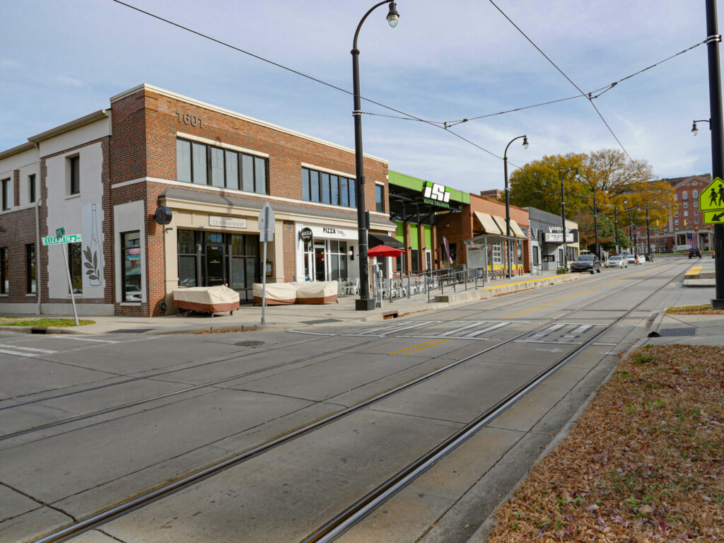 Property photo 2 — 1609 Elizabeth Ave