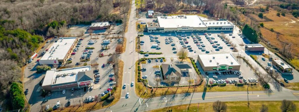 Property photo 1 — Hicone Shopping Center