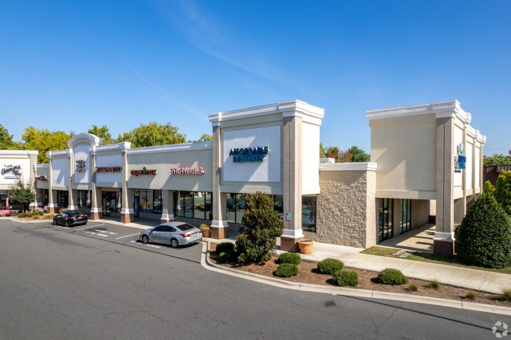 Property photo 4 — Northeast Plaza – 2375 Cherry Road