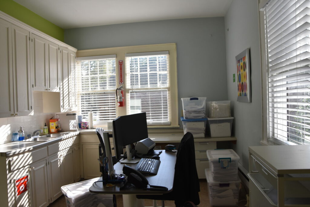 Property photo 1 — 341 N Caswell Rd