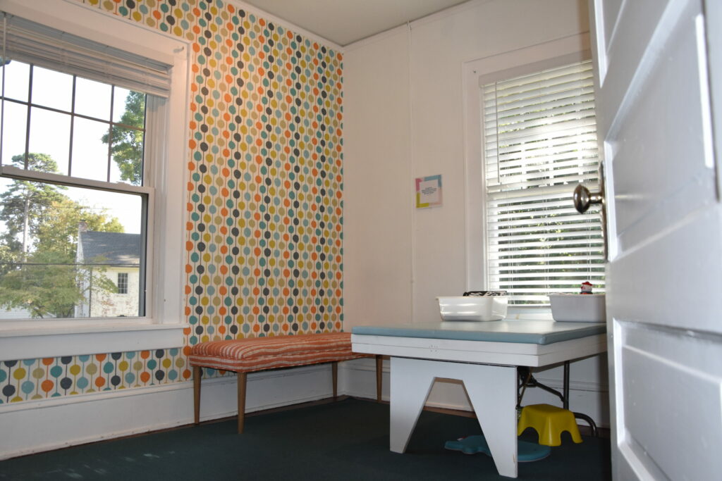 Property photo 5 — 341 N Caswell Rd