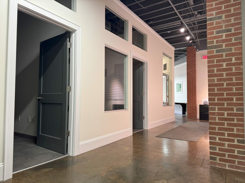 Property photo 9 — 2010 South Tryon St