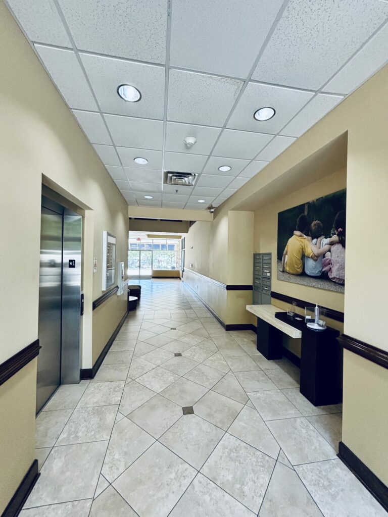 Property photo 8 — Harbor Square