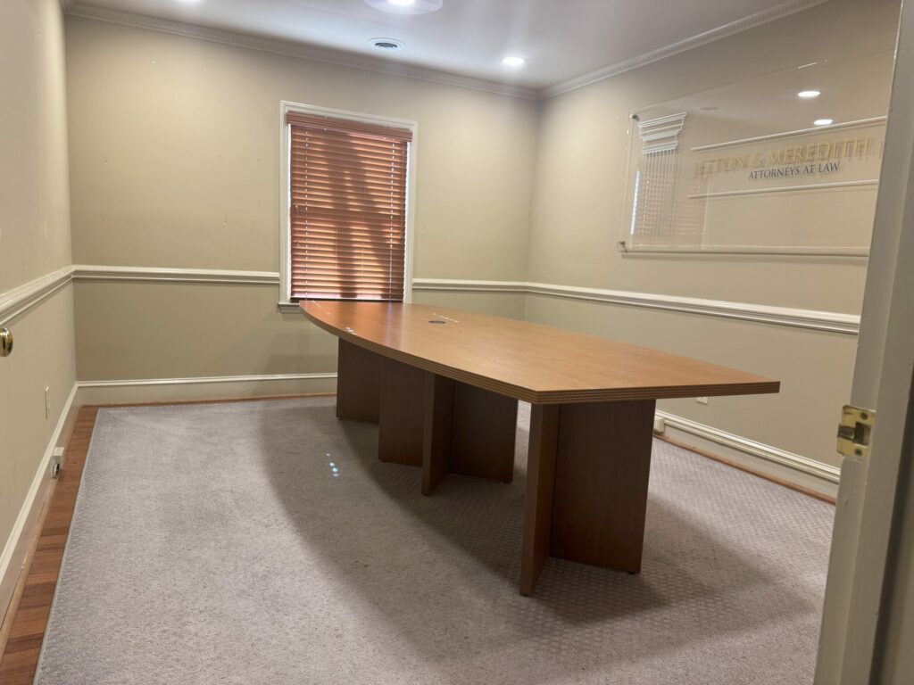 Property photo 4 — 216 N McDowell St