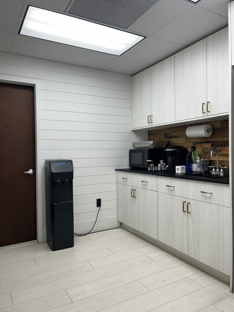 Property photo 2 — 3351 Service St – Charlotte