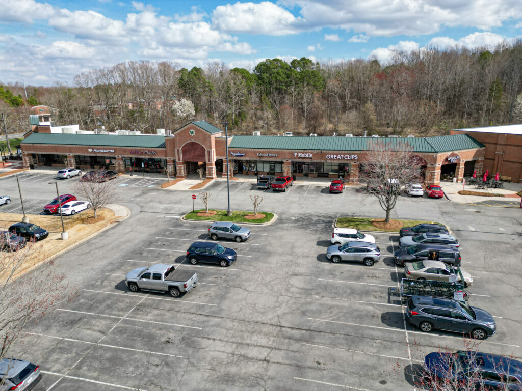 Property photo 3 — Waterside Crossing – 121 Cross Center Drive