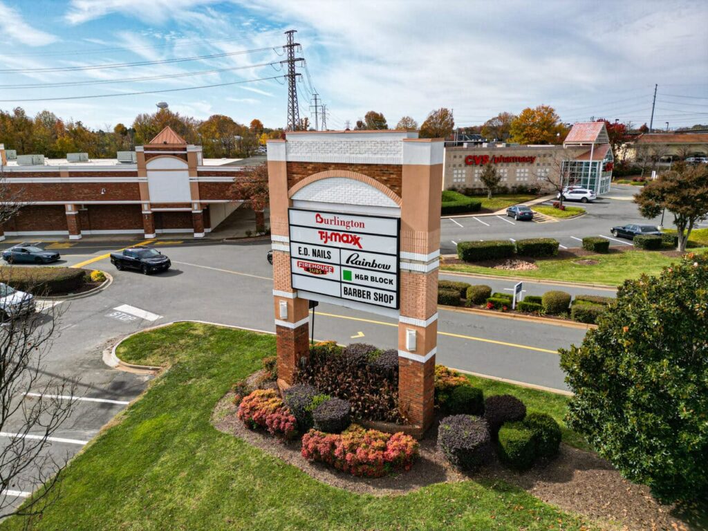Property photo 6 — Woodlawn Marketplace – E Woodlawn Rd & South Blvd