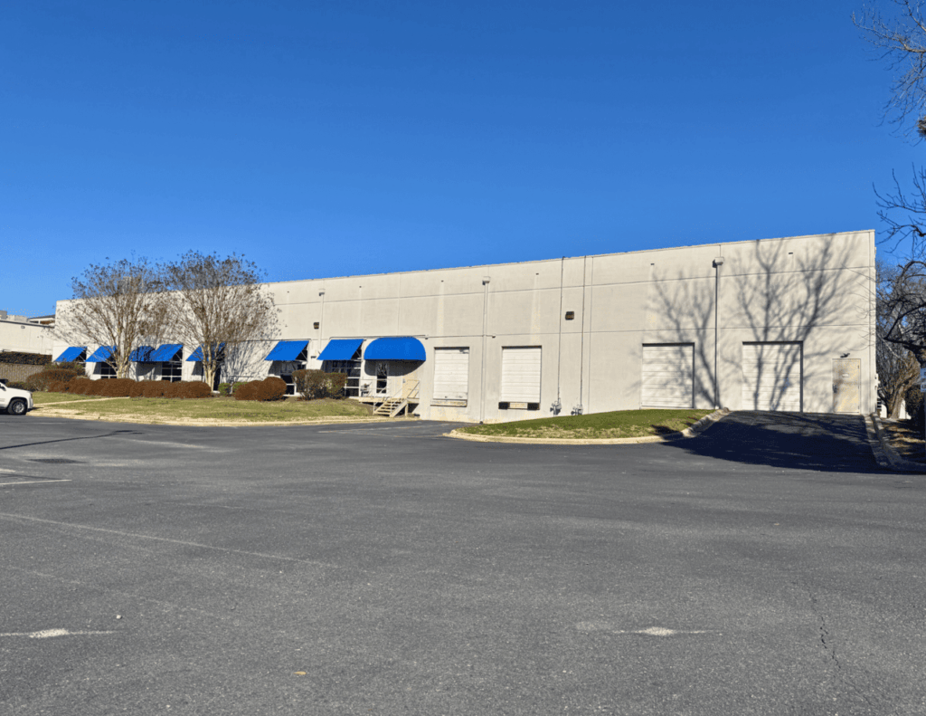 Property photo 3 — 2101 Cambridge Beltway Drive