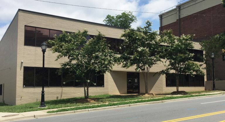 916 W 5th St – Charlotte
