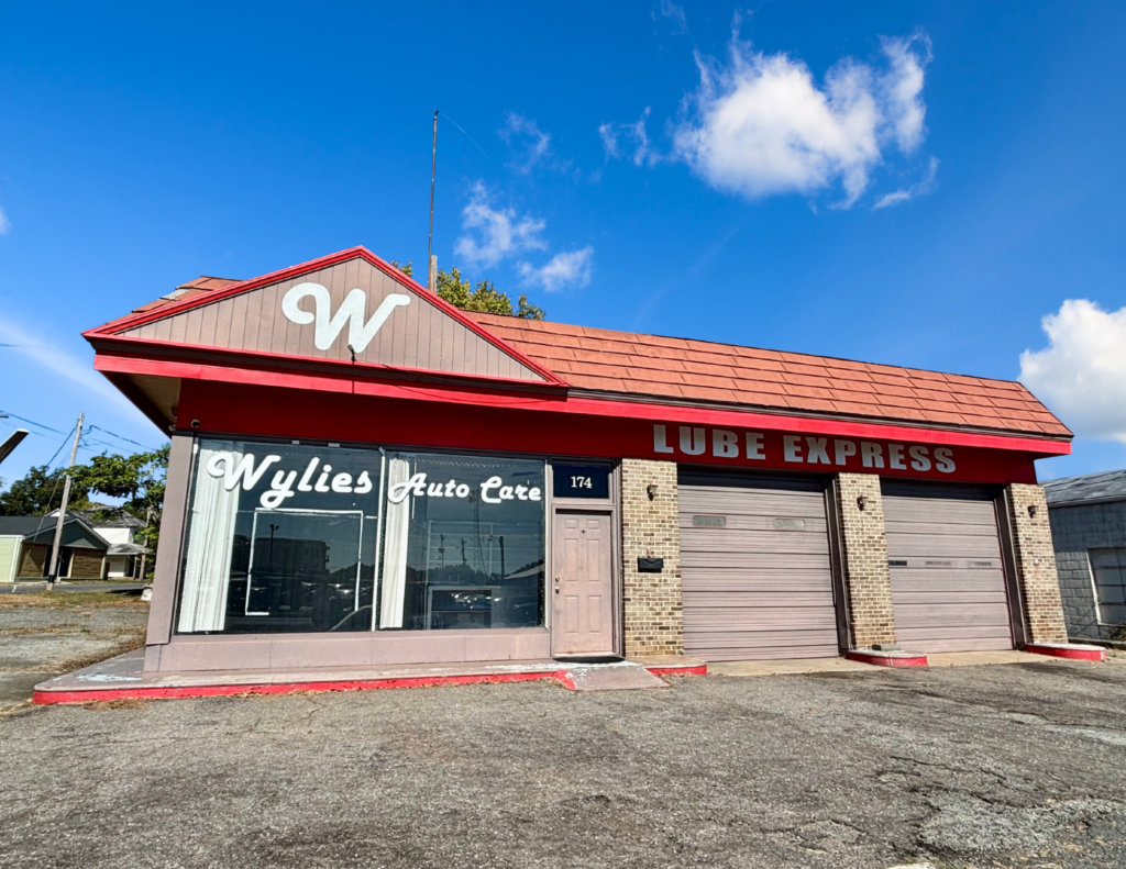 Property photo 1 — 174 W Main St – Rock Hill, SC