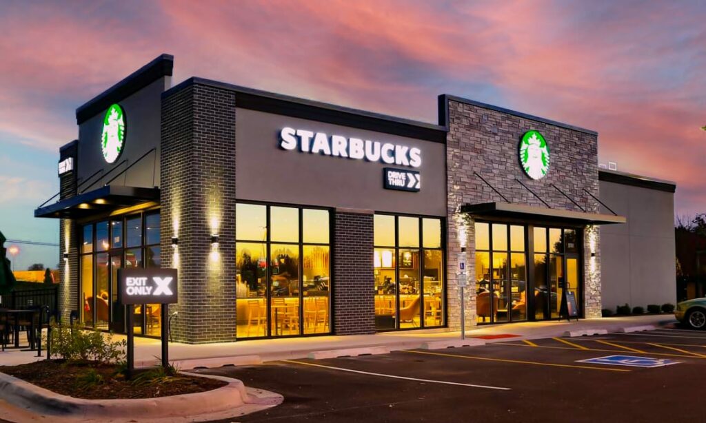 Property photo 1 — Starbucks Laurinburg